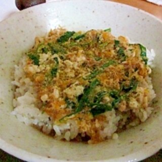 山椒がた～っぷり！の卵丼